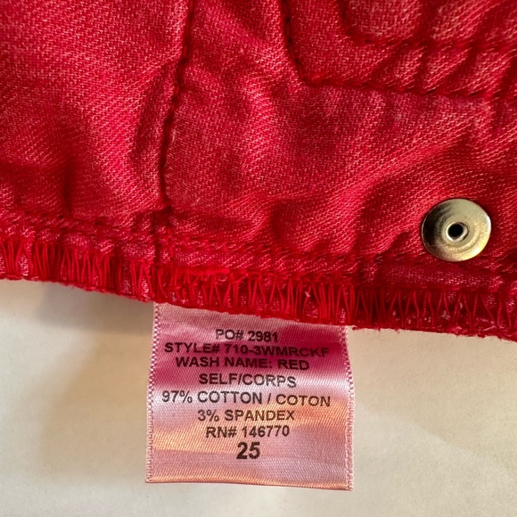 RE/DONE, RE/DONE Originals Velvet Crop Kick Flare Jeans In Red, Size 25 - Picture 4 of 10